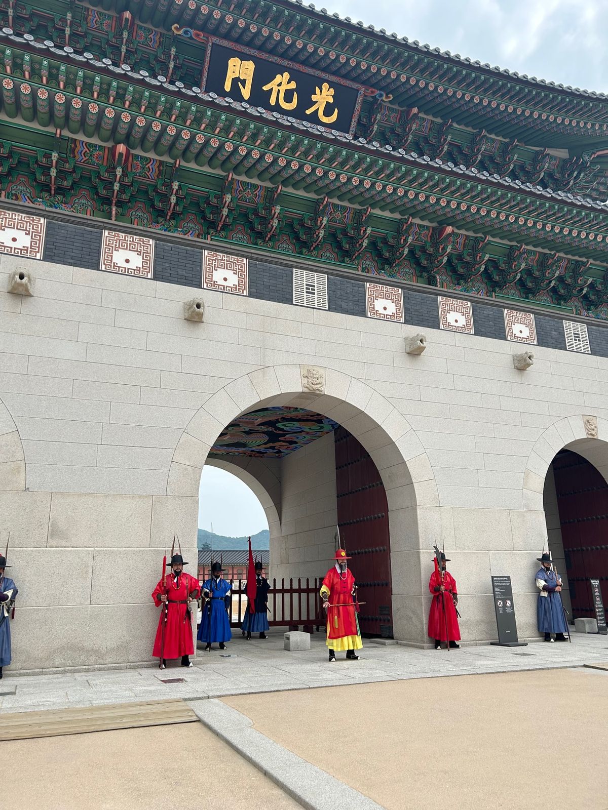 日本に帰るまでに時間があったので、また一人で観光に。景福宮と三清洞へ。滞在...