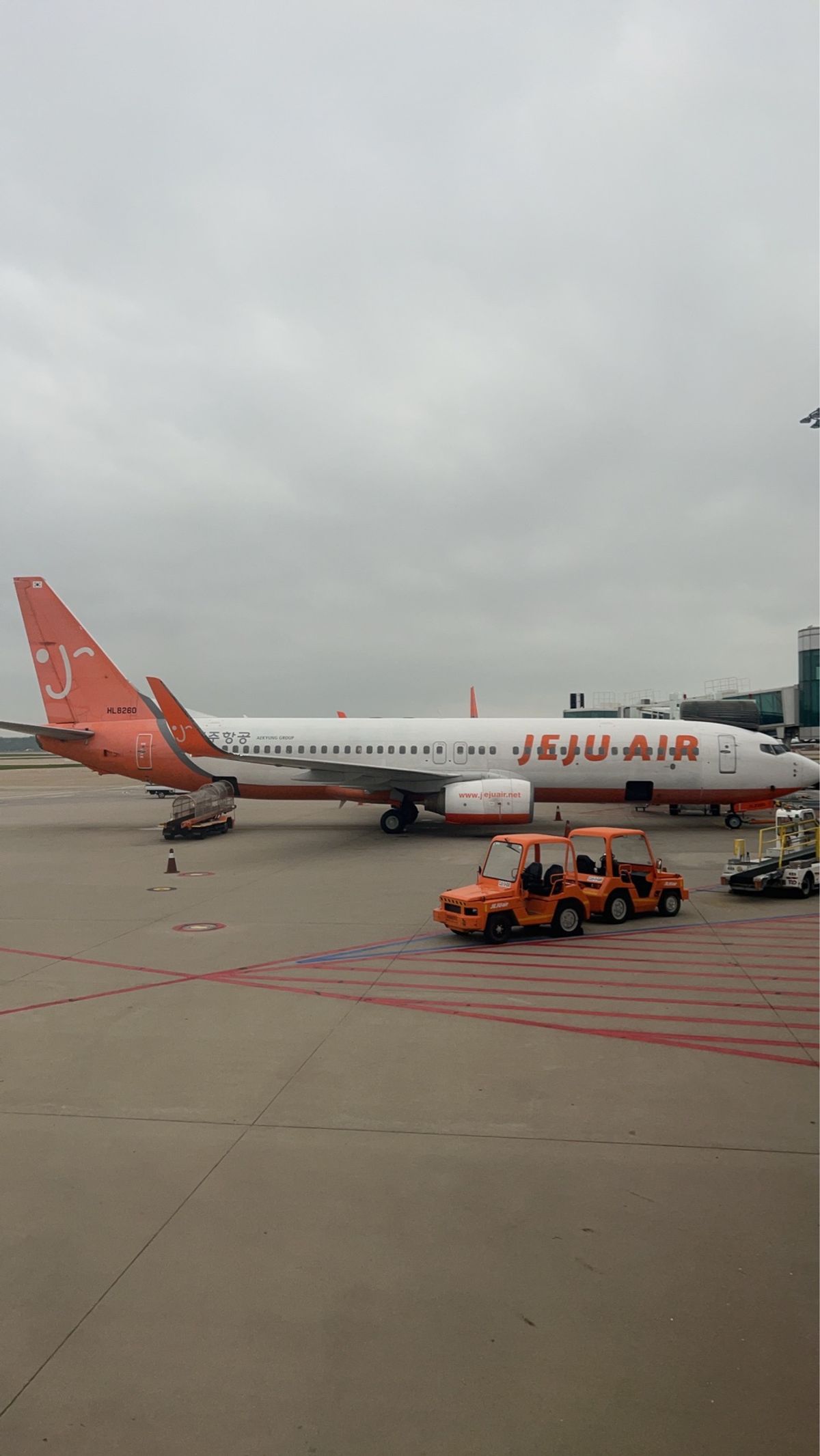 仁川空港です。天気はよくなかったけど、充実した旅行でした。一人でも楽しかっ...