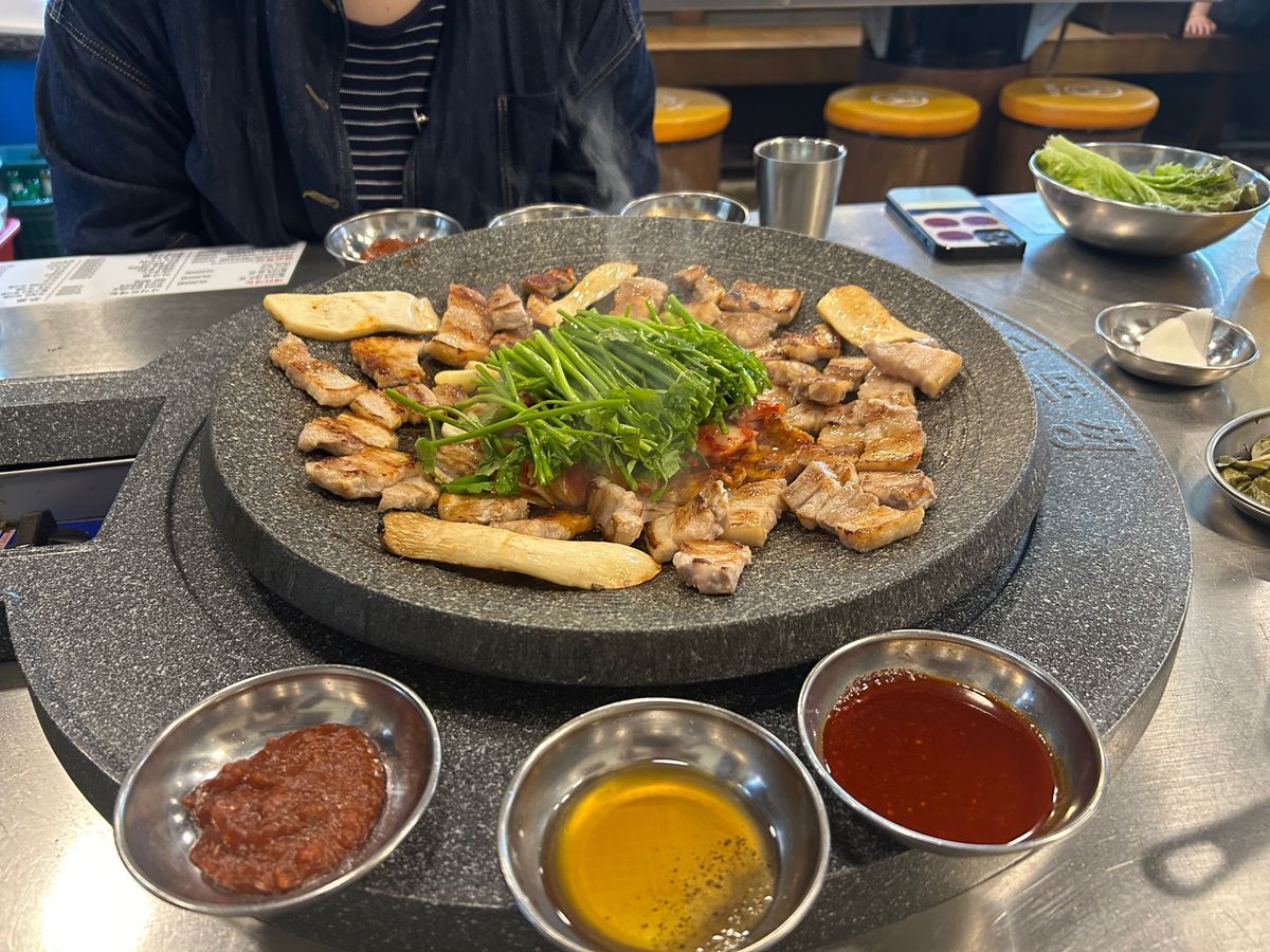 友達と初めての場所、ムンレという所に行きました。まだ観光客はいなくて、最近...