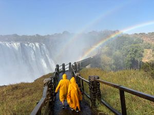 ヴィクトリアフォールズ　ザンビア側
滝との近さでいうとこちらの方が近く感じ...