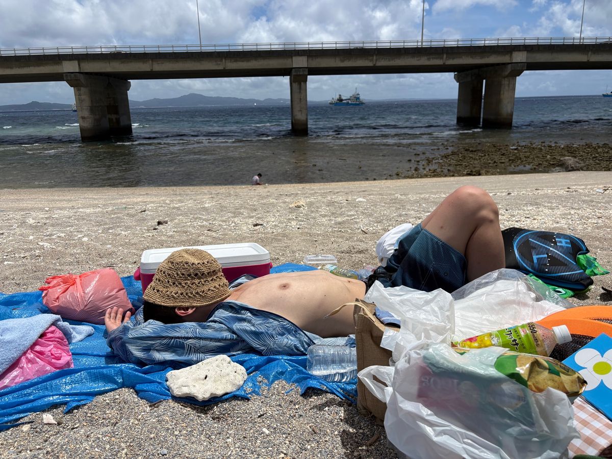 1日目（仕事終わりに移動して沖縄に到着）
スーパーで買い出しして終了
2日...