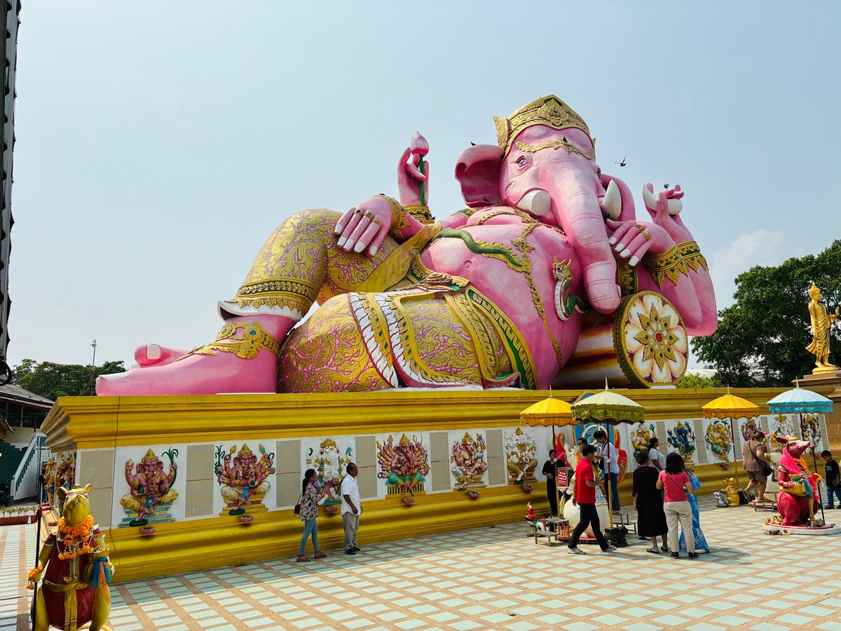 ワット プローン アーカート
ワット サマーン ラッタナーラーム
スワナン...