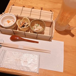 「あいち鴨しゃぶしゃぶ会席」【上】

【先附】とろとろ豆富
【前菜】...