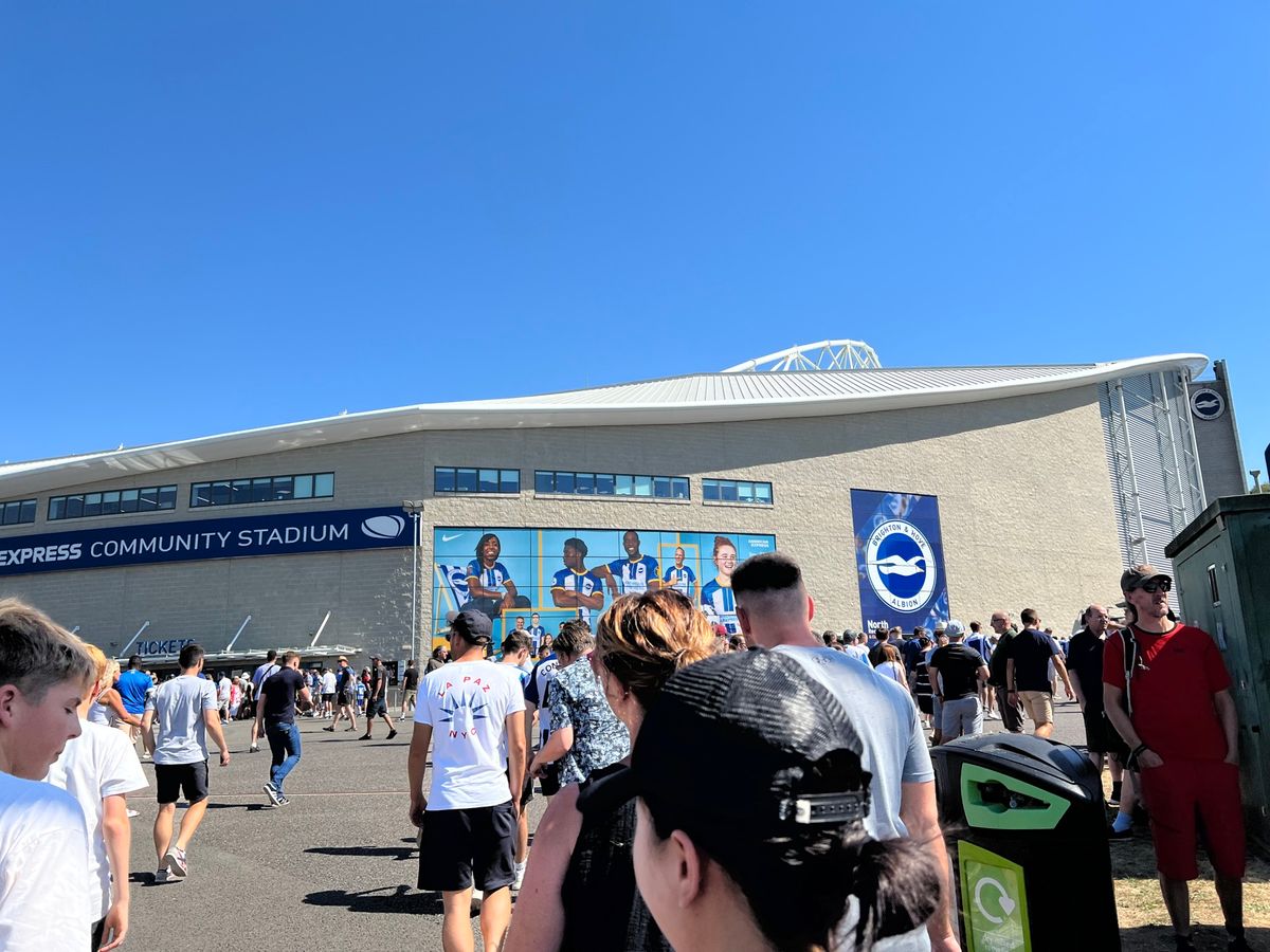 ブライトンの海の上の遊園地はよかったな😆
ファルマー・スタジアムでプレミア...