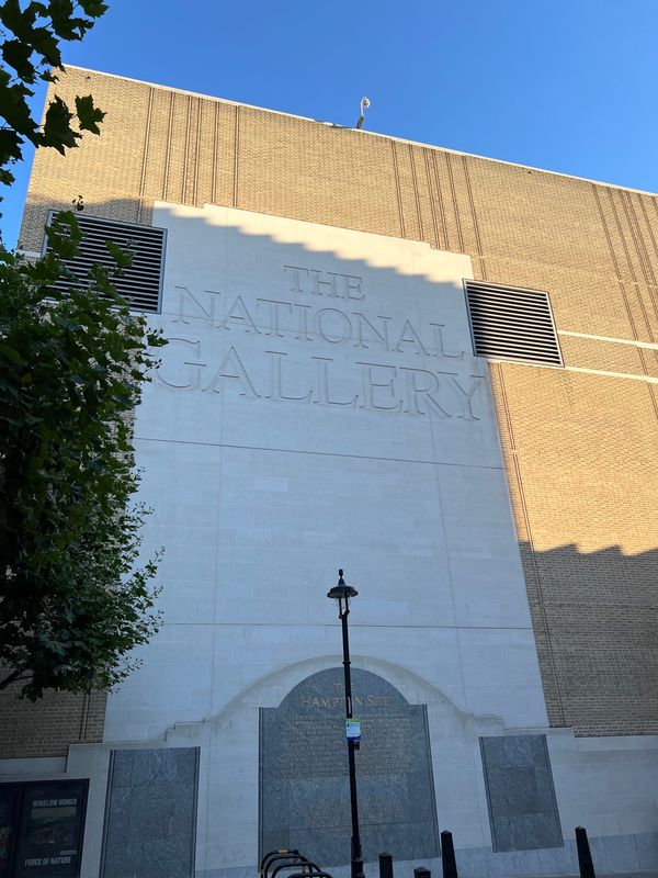 イギリス(英国)・ロンドン「イギリス」の写真：ゴッホのひまわりを見れてよかった！
他の...