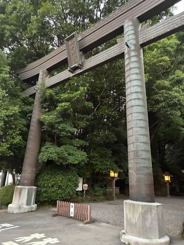 「宮崎、熊本」の写真：神楽と神社