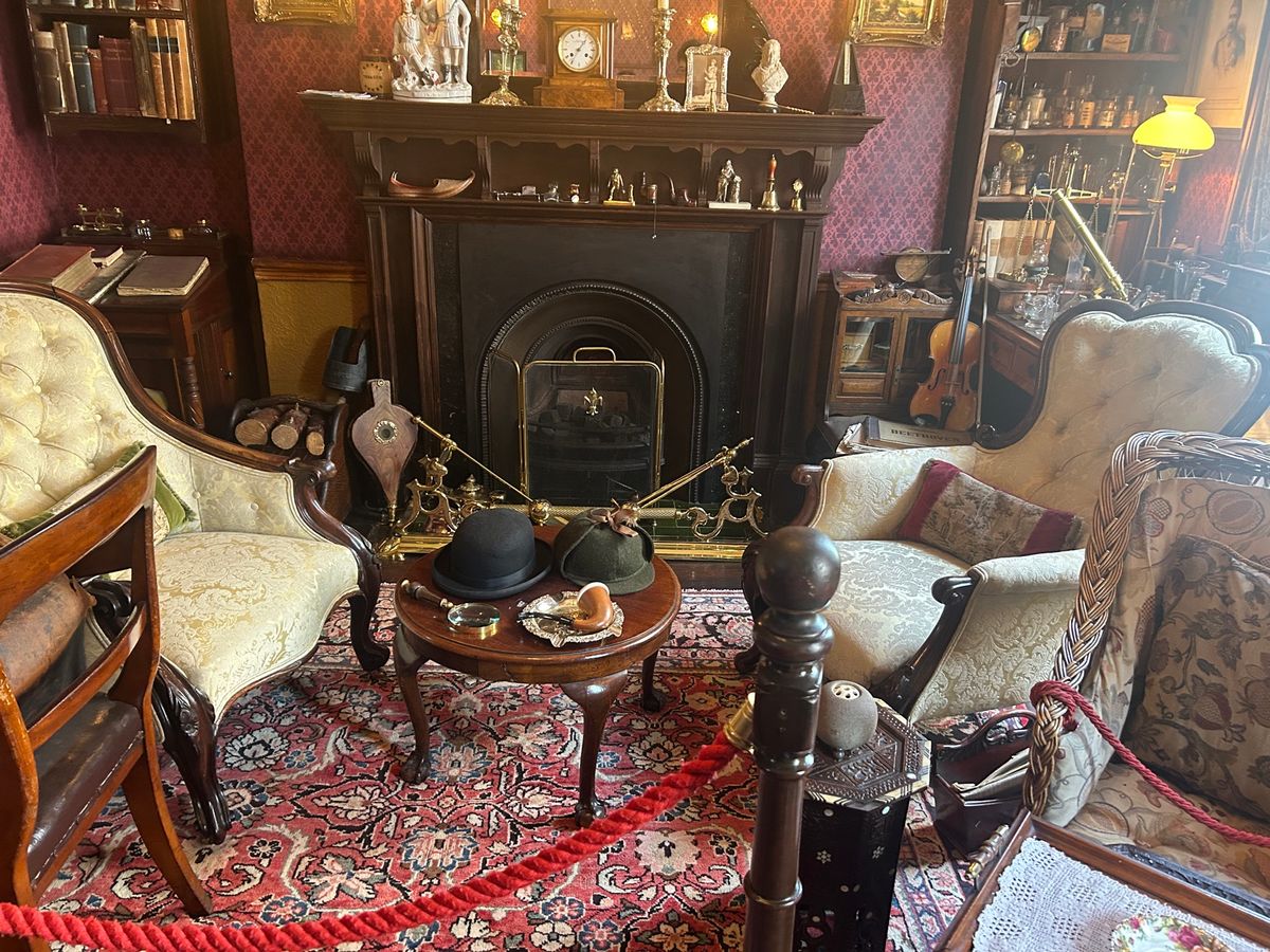 既に夏バテ状態だったので、ランチらしいランチはせず、スタバでラップサンドを...