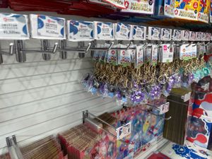 新大阪でミャクミャクグッズを探すも不発
サンダーバードと北陸新幹線で次へ