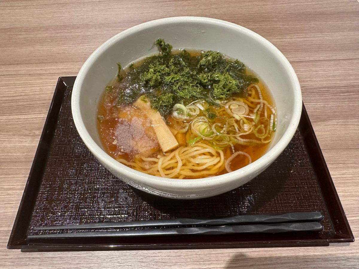 7/2 加賀出張
加賀野菜を堪能後、ホテルで夜鳴きそば