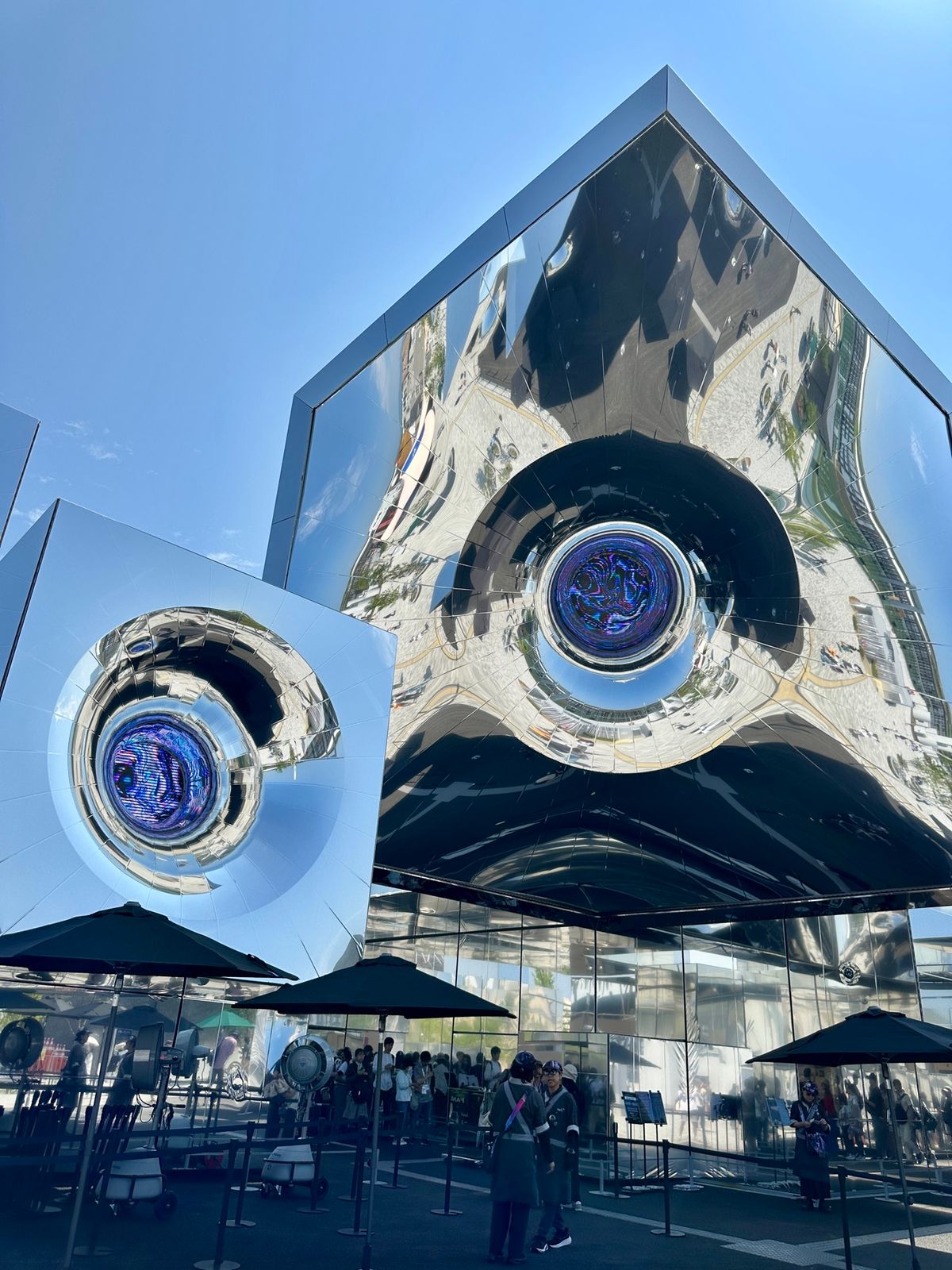 事前予約(2ヶ月前、7日前、3日前)全て外れたnull2の前を通って、当日...