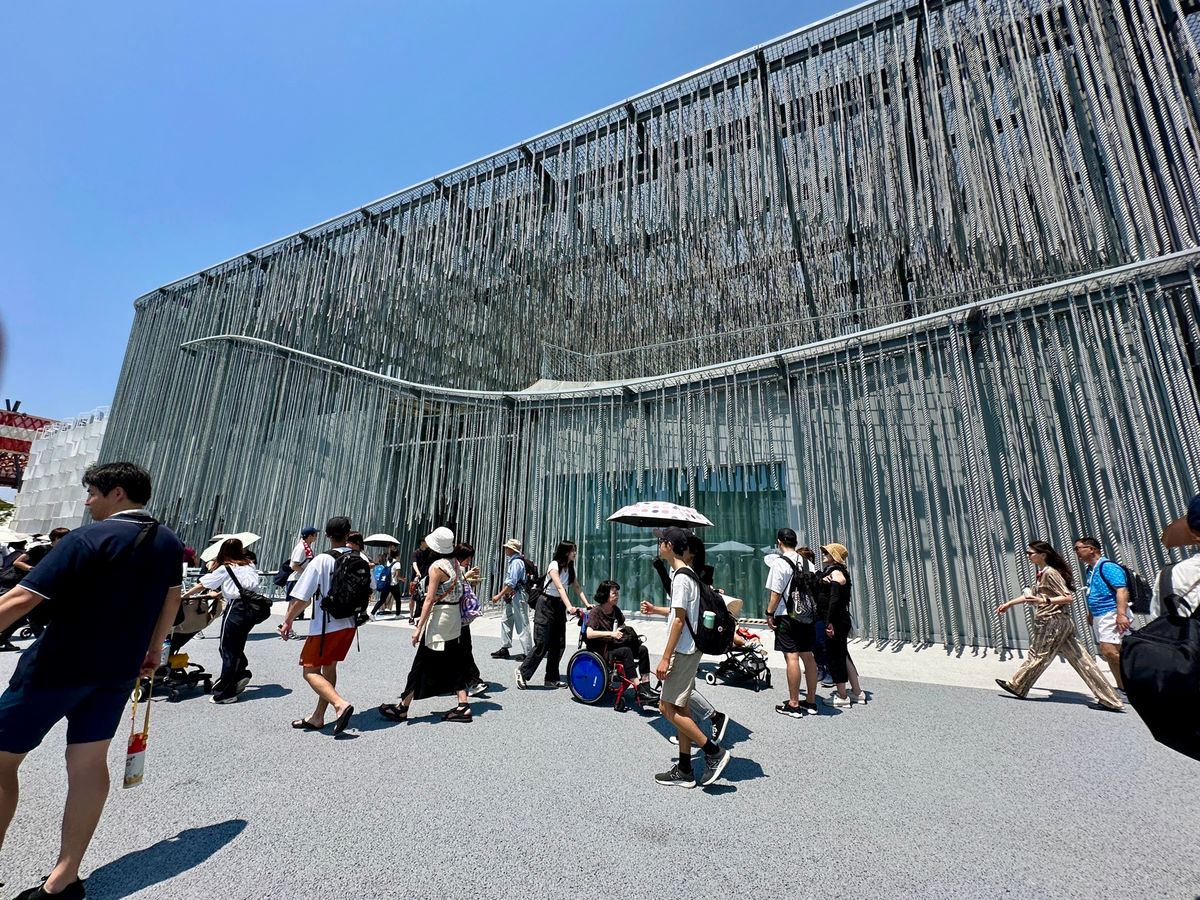 ポルトガル館は、伝統的なタイルのアズレージョで懐かしい思い出です。