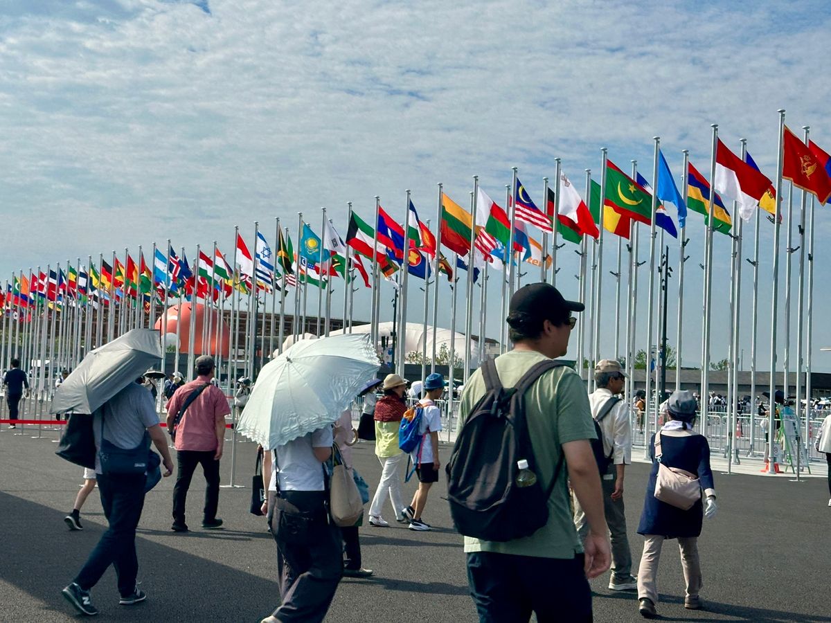 この日は日曜日。
混雑を避ける為に西ゲートを選択してました。
幸いにも朝一...