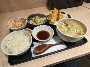 17日前入り
大分駅で大分グルメ堪能して温泉ホテルでゆっくり