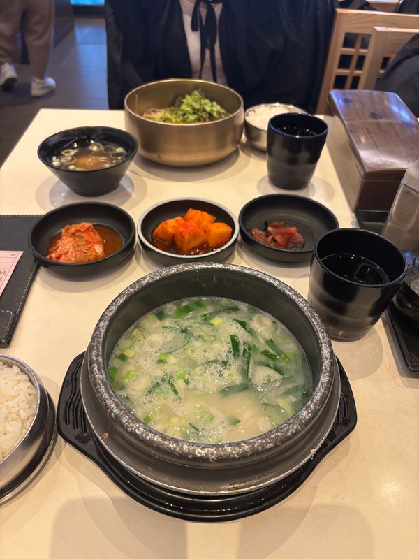 大韓民国 (韓国)・ソウル「ラストティーンの年に初海外inソウル🇰🇷」の写真：食べたものたち！3枚目のナッコプセが大優勝🌟