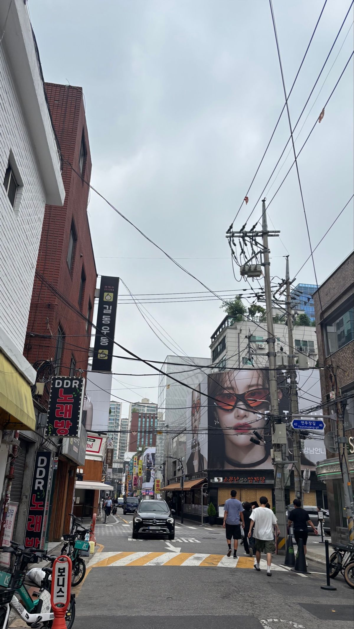 歩いても歩いてもおしゃれな景色