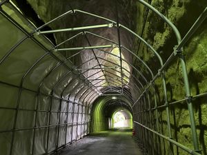 ・千葉のご当地ラーメン アリランラーメン
・二階建てトンネル
・中瀬遊歩道...
