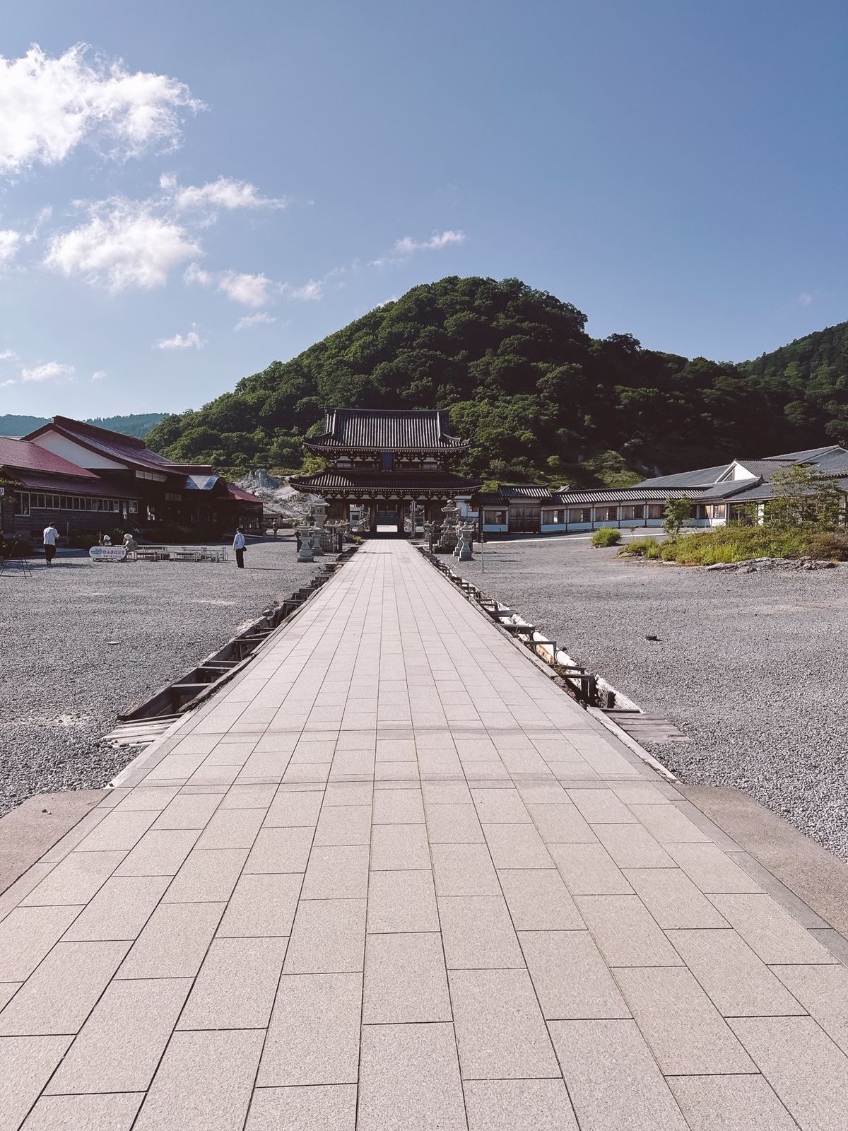 恐山①

仏ヶ浦から１時間ちょっと。
レンタカー返却時間17時マックス。
...