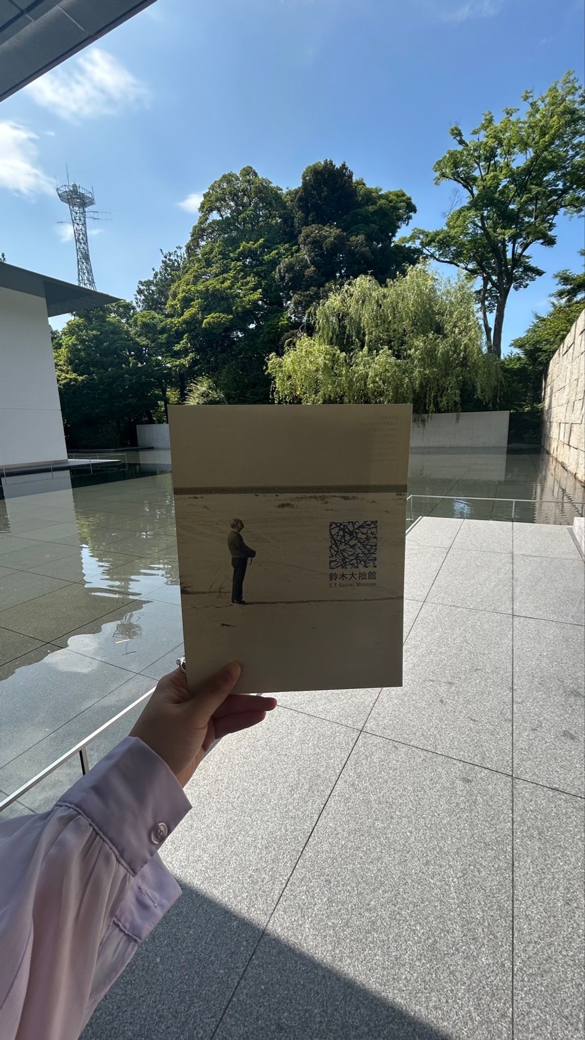 📍鈴木大拙館
ChatGPTが教えてくれた！
とにかく洗礼された空間すぎて...