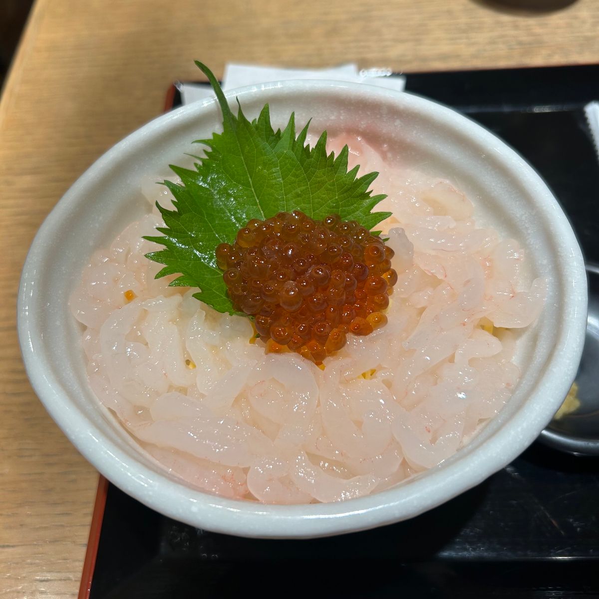 1日目ラスト食は名古屋駅できしめんを🍜
そして、夜に明日どうしようかなと考...