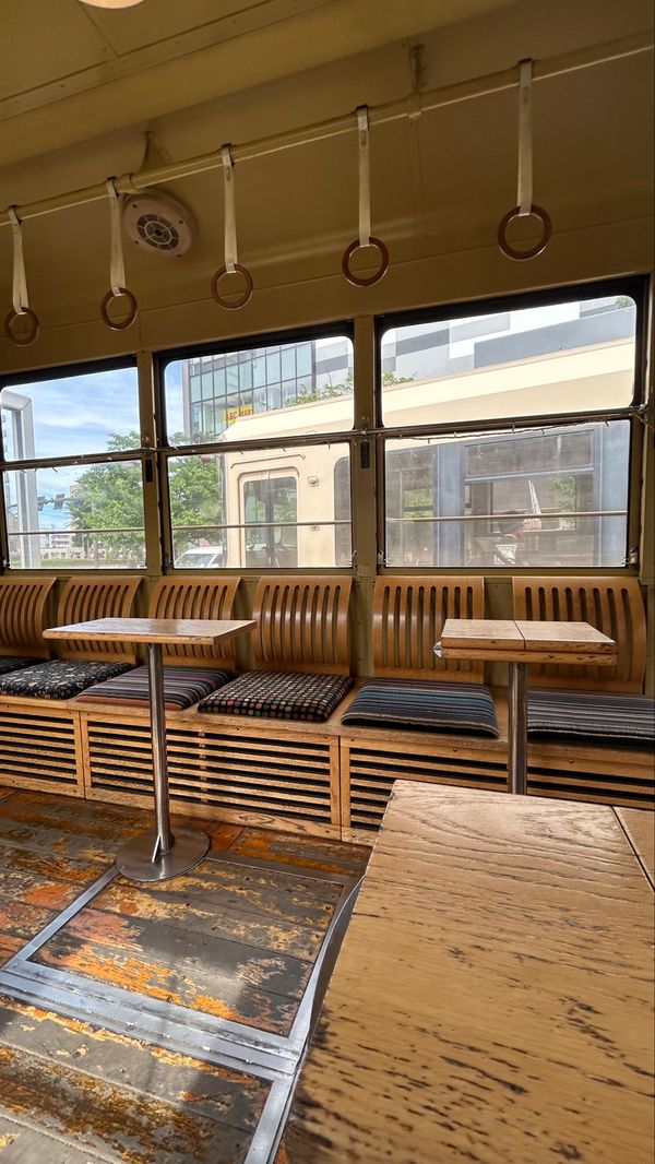 日本・石川県「雨からの逃避行☔️」の写真：富山私鉄やばい！！
おしゃれ！可愛い🤍🤟...