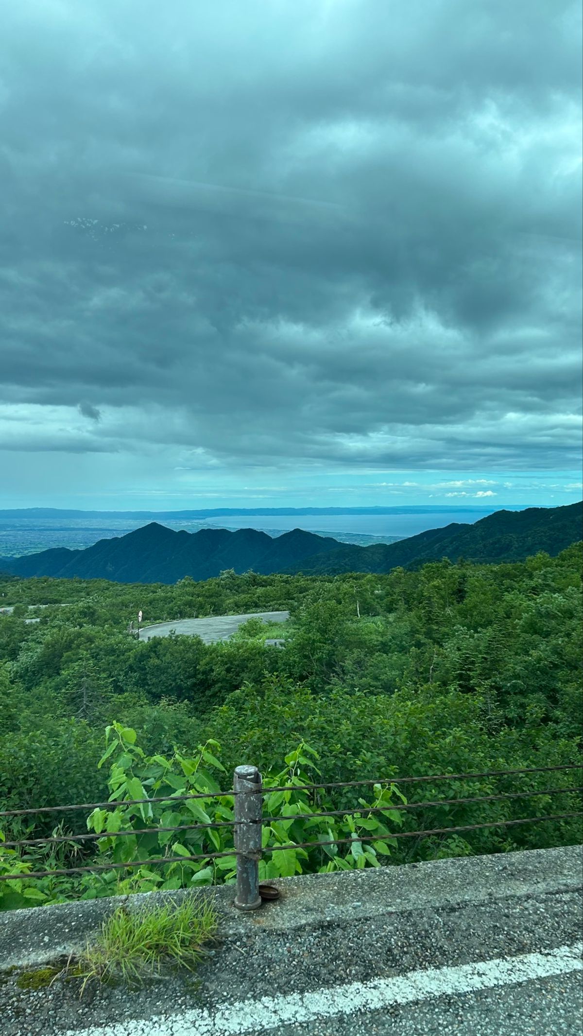 今にも雨が降りそうな天気だけど、それでも遠くまで見えたよ〜👀