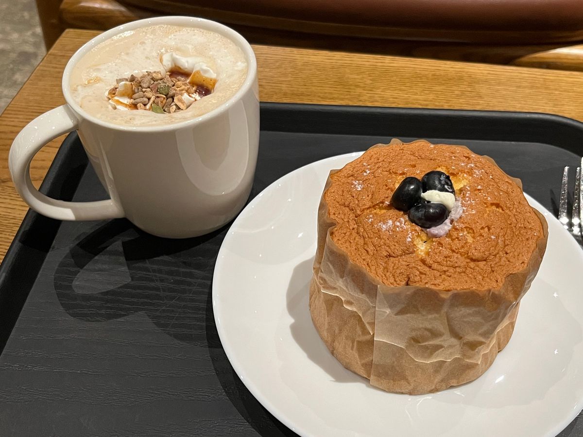 京東スターバックス、日本には無いメニュー。
冷麺は、セットメニューは1日2...