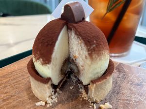 到着日、小雨で安心した。
恵化駅近所で食事とデザート。
久しぶりの安東チム...