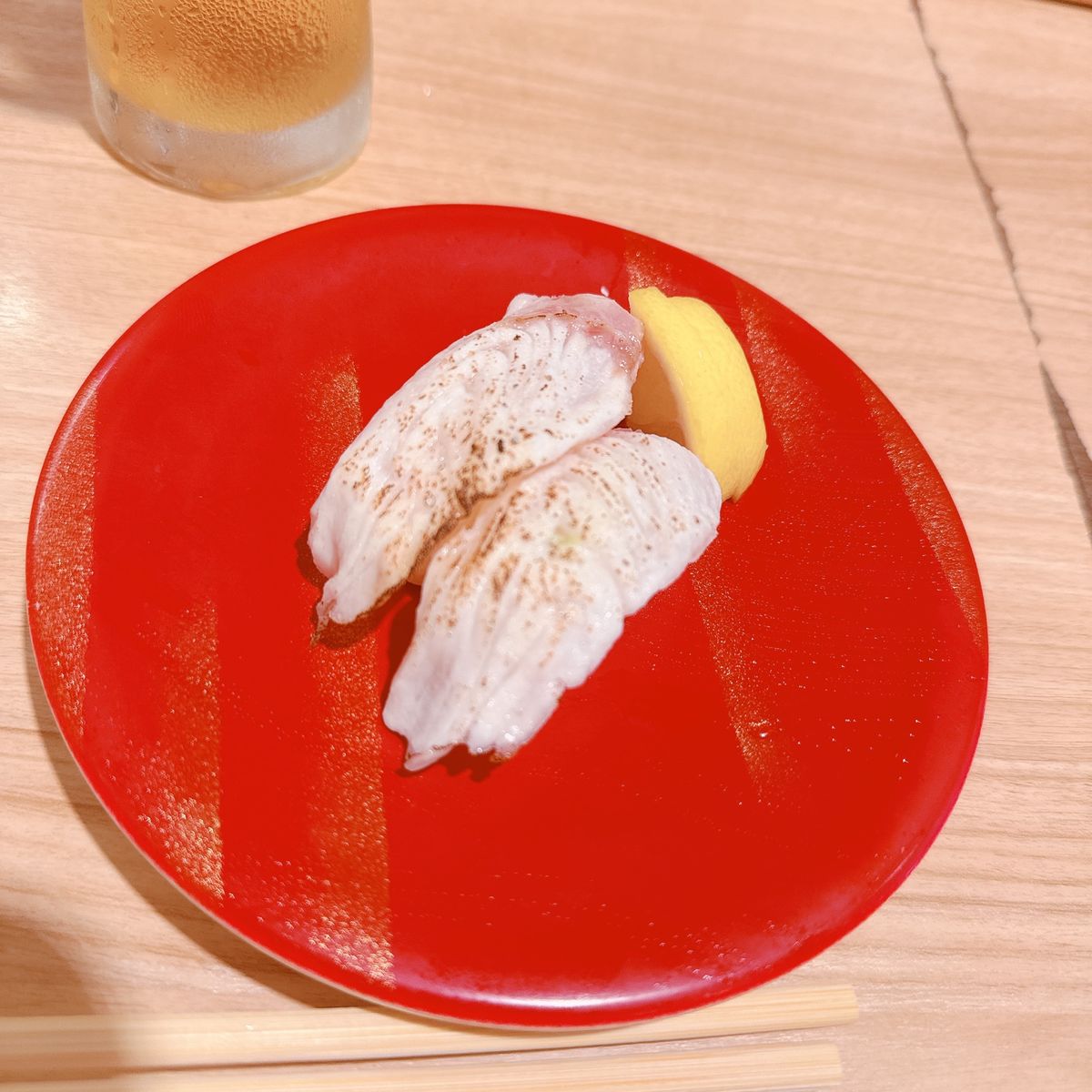 6月13日
寿し一貫
★★★★★

高知にある地元の回転寿司！
まずお寿司...