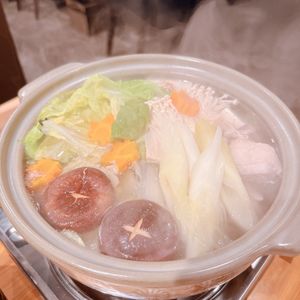 6月13日
藤鶏
★☆☆☆☆

はちきん地鶏 鍋コース
よだれ鶏
【お鍋】...