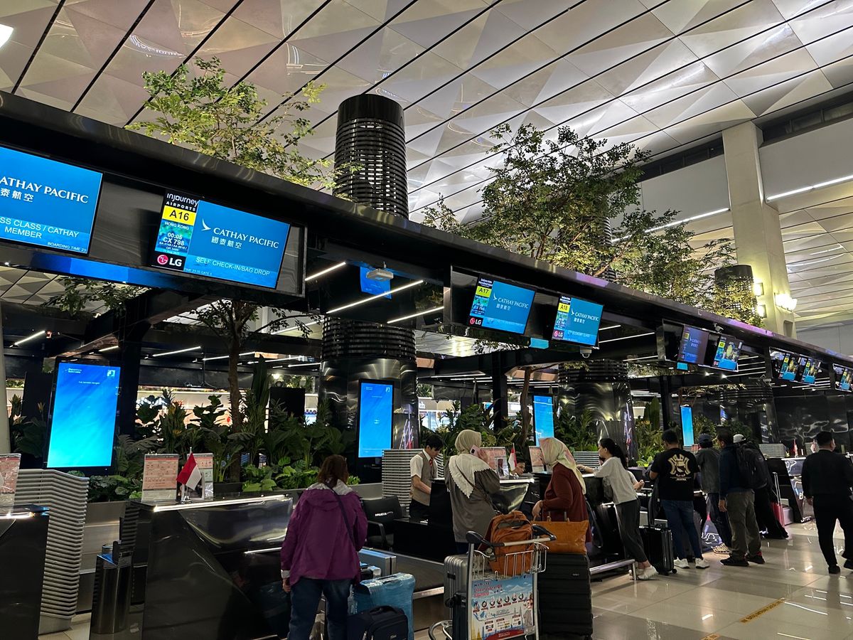 ナシパダンでさっと夕飯を済まして、香港へ向かう。