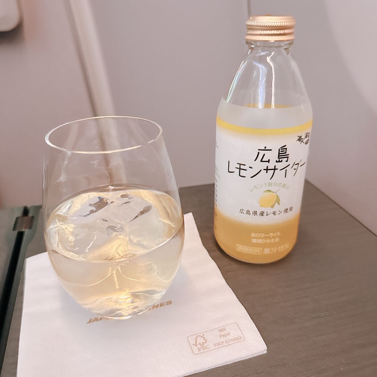 8月3日
JAL 機内食

◎飲み物◎
シャルル・メラ・オーガニック・シャ...