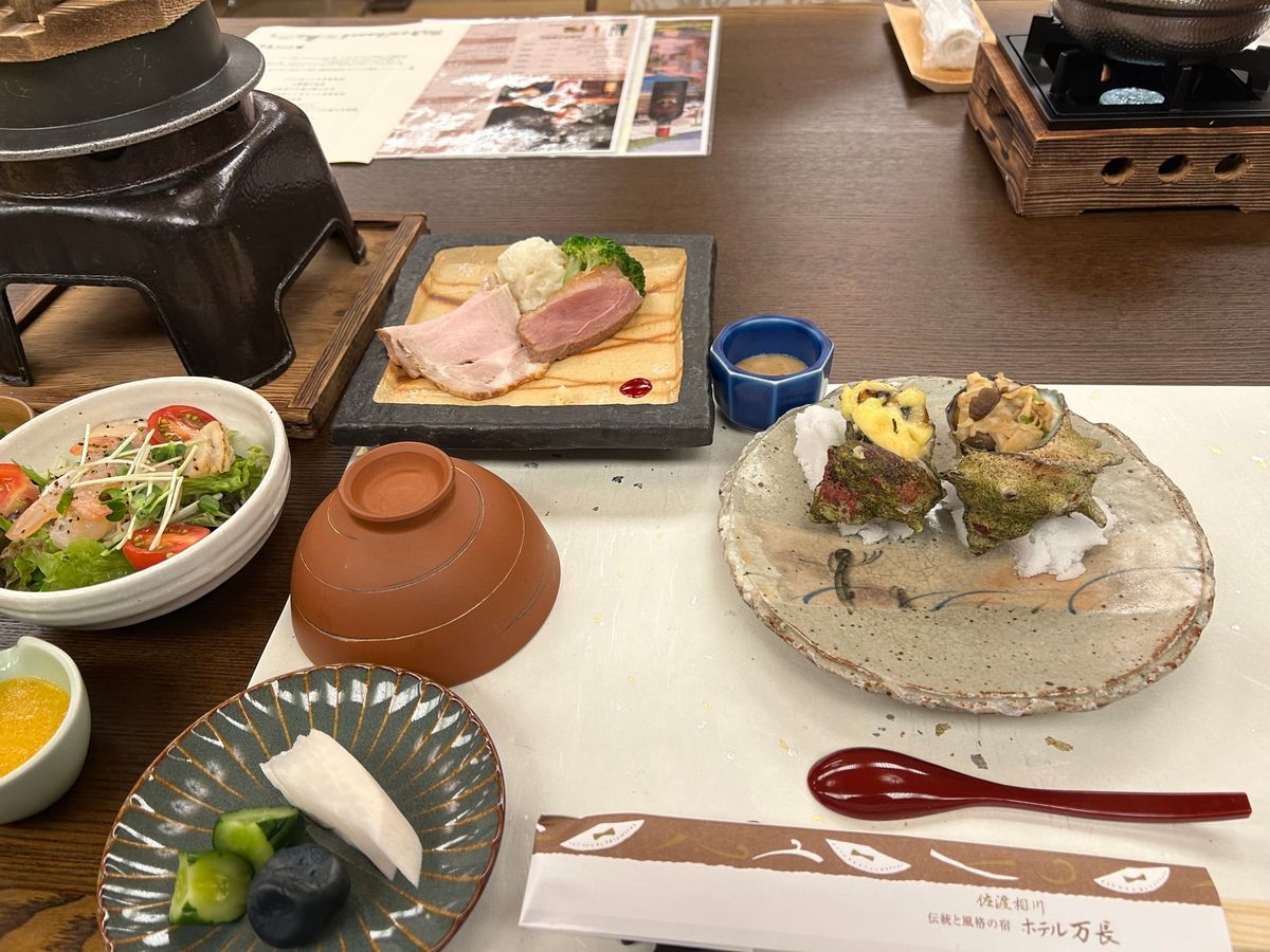 宿のご飯