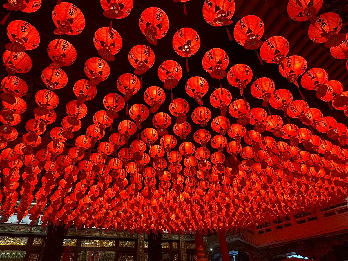 12/31
高雄観光
夜は六合觀光夜市と高雄三鳳宮
駁二藝術特區からの夜景...