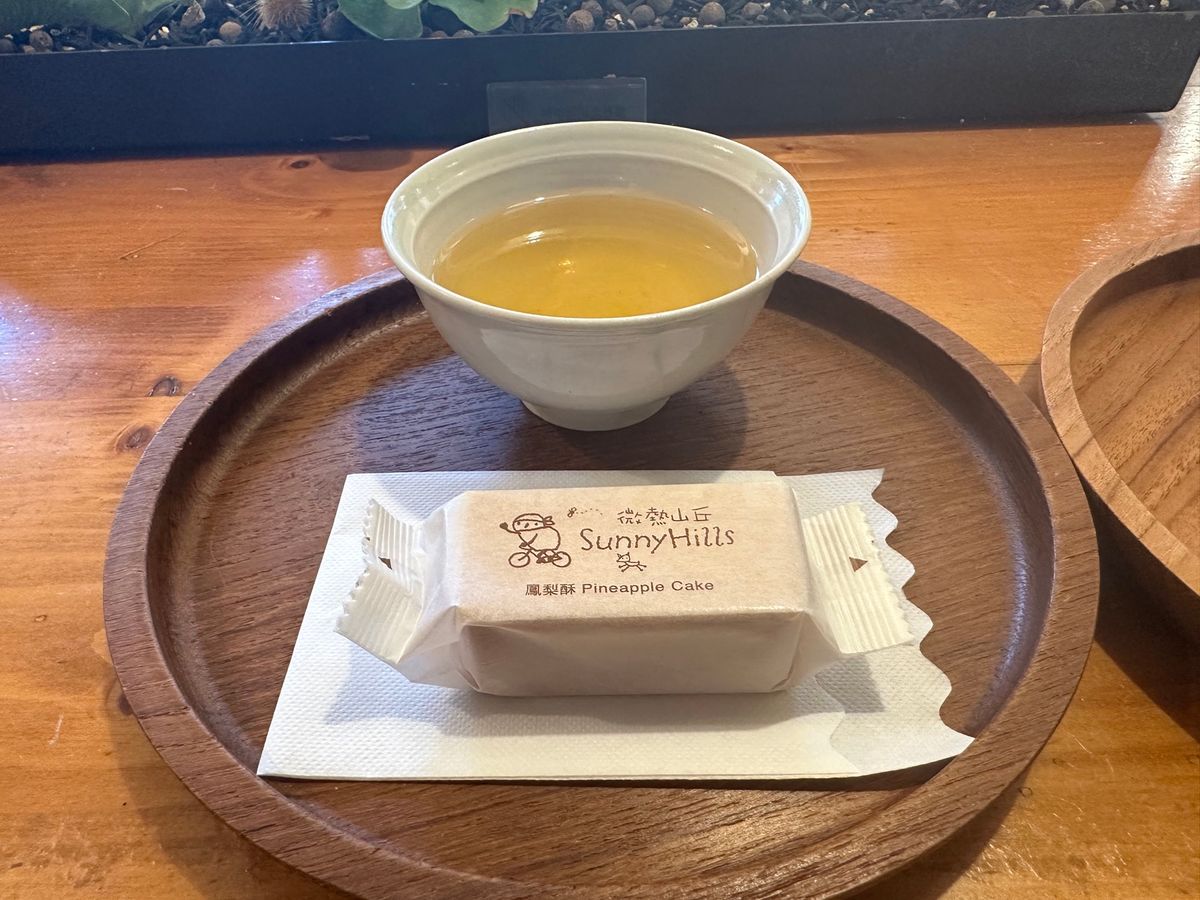 1/1
高雄観光
小巷生活豆花の金桔檸檬豆花、台鐵便當、春蘭割包の刈包、サ...