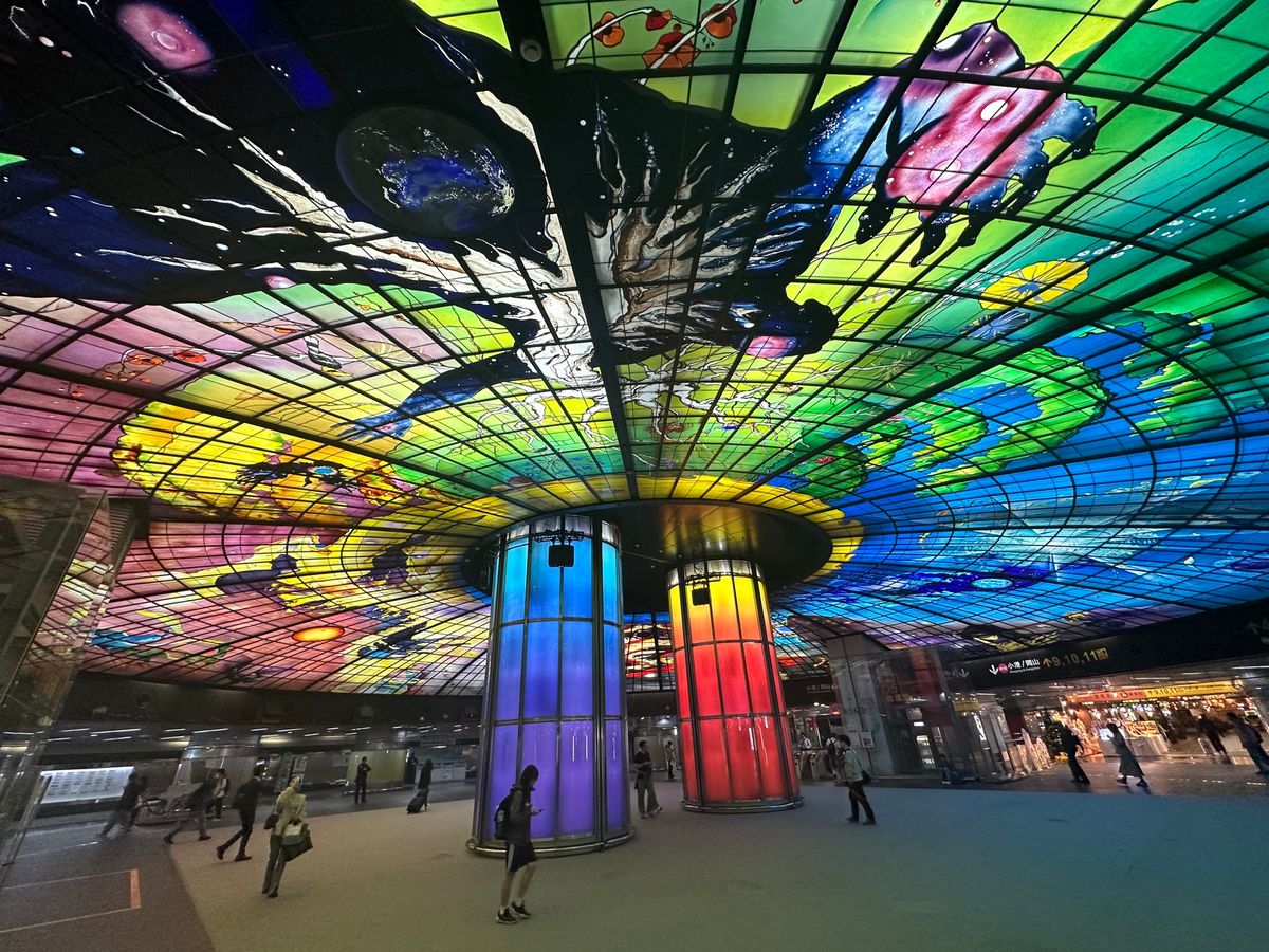 12/31
高雄観光
興隆居は朝食行列店、喬品賣炒飯は台湾10大炒飯店
駁...