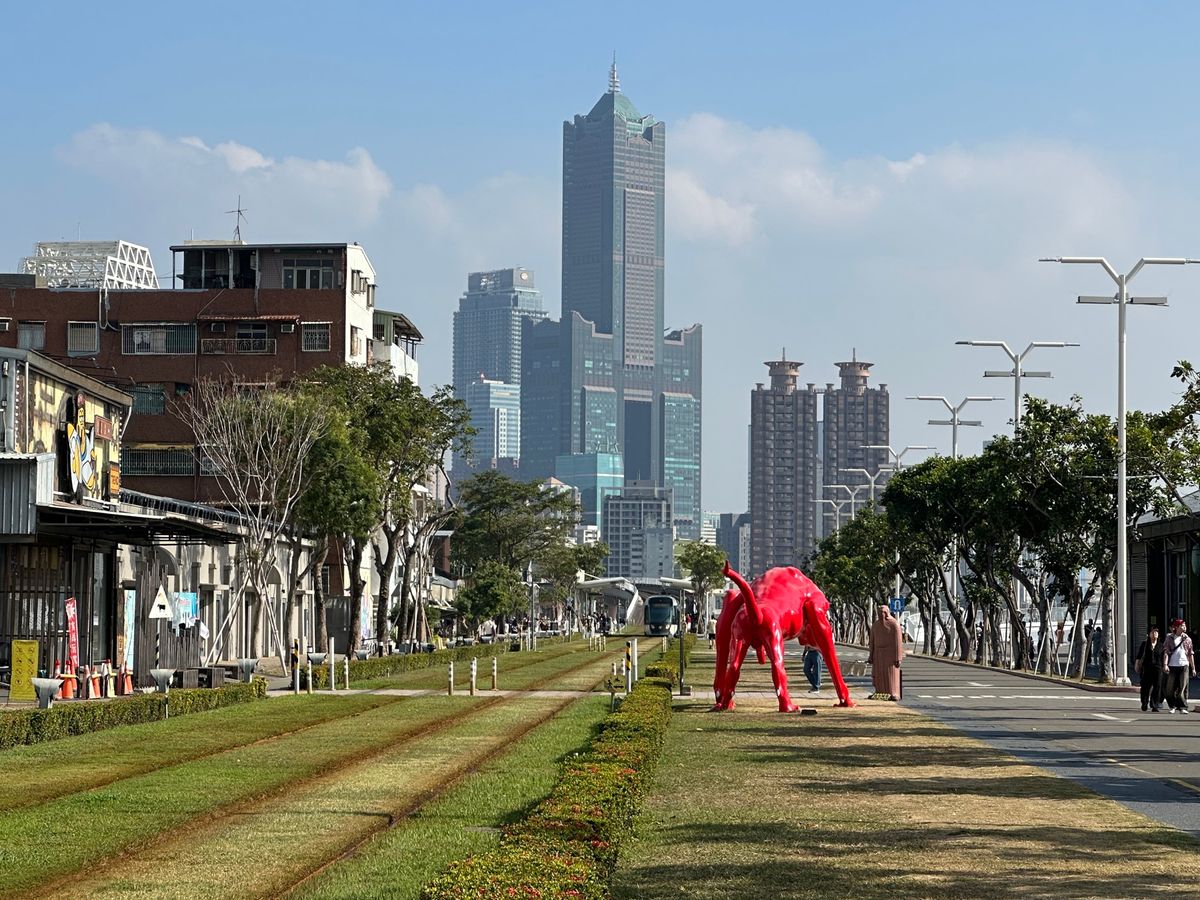 12/31
高雄観光
興隆居は朝食行列店、喬品賣炒飯は台湾10大炒飯店
駁...