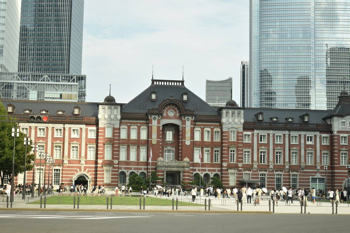 車内観光
浅草寺
皇居
東京駅
歌舞伎座