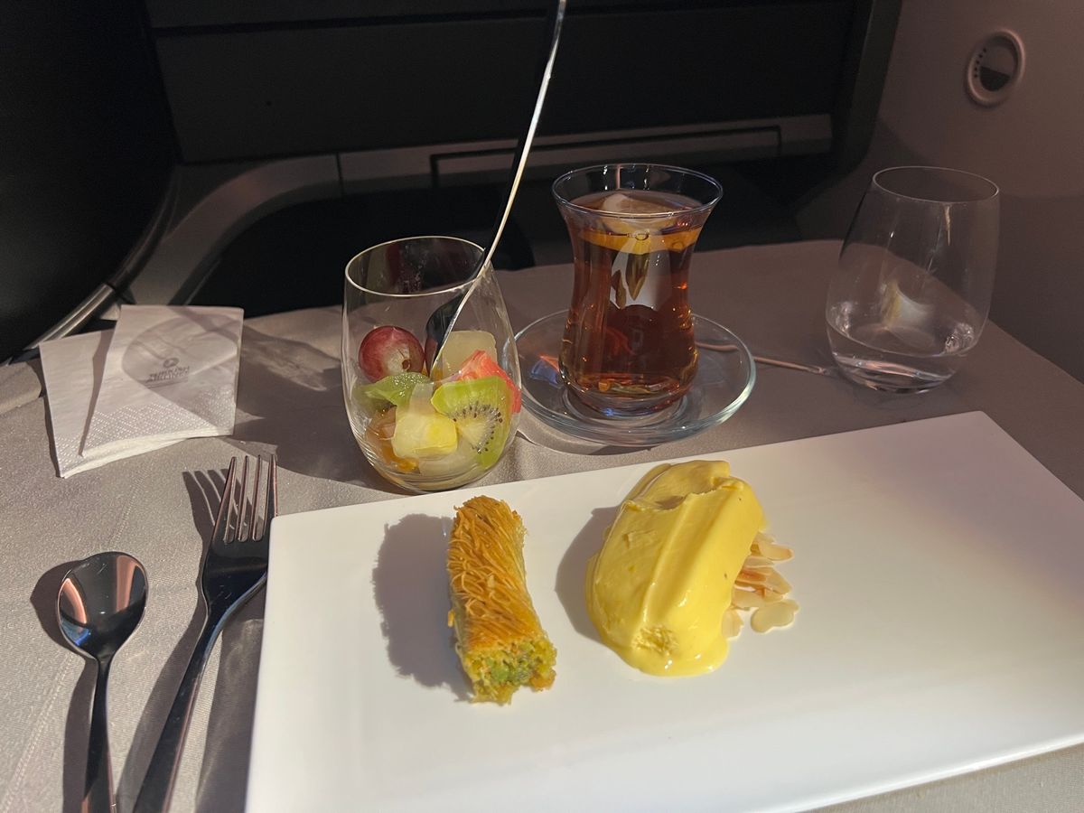 ターキッシュエアライン ビジネスクラスのお食事