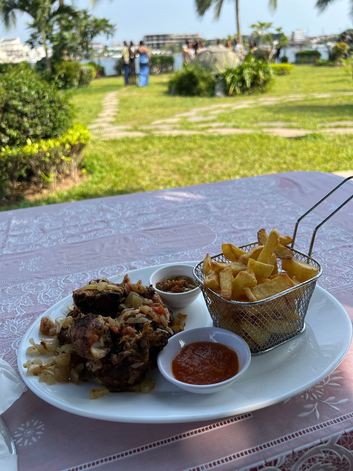 コートジボワールの週末 公園で過ごすのが楽しみでした
