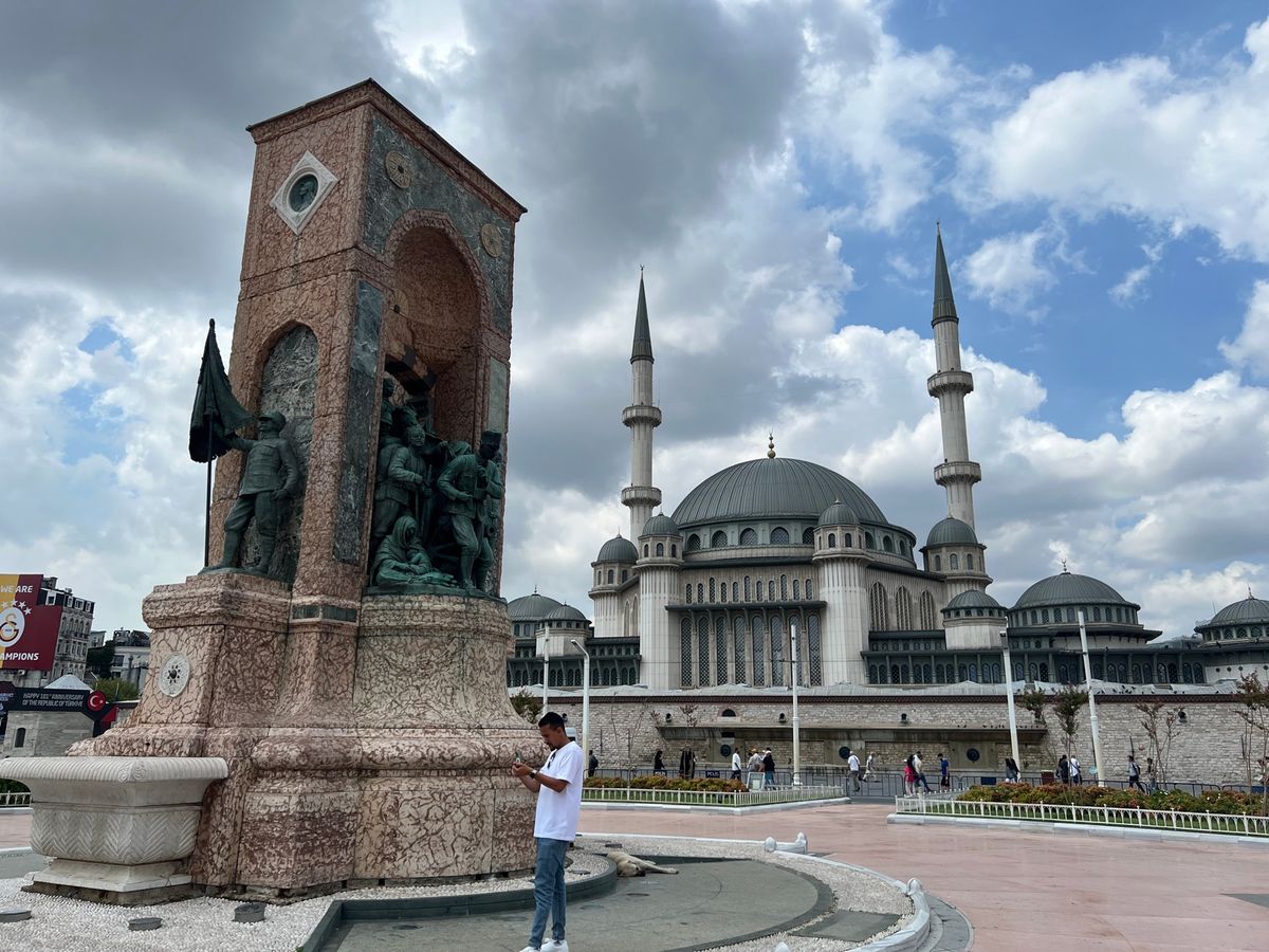 16時発の飛行機までの慌ただしい観光