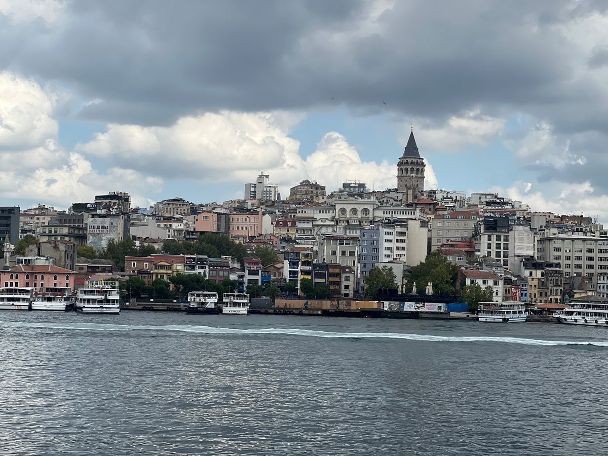 16時発の飛行機までの慌ただしい観光