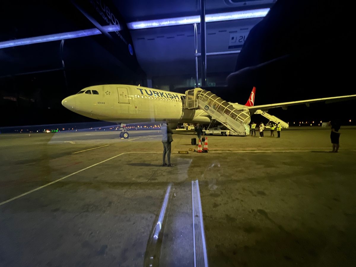 イスタンブール アビジャン便