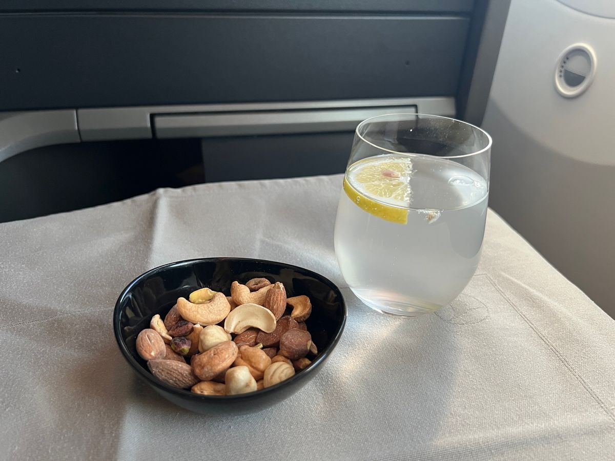 イスタンブール→成田
B787-9