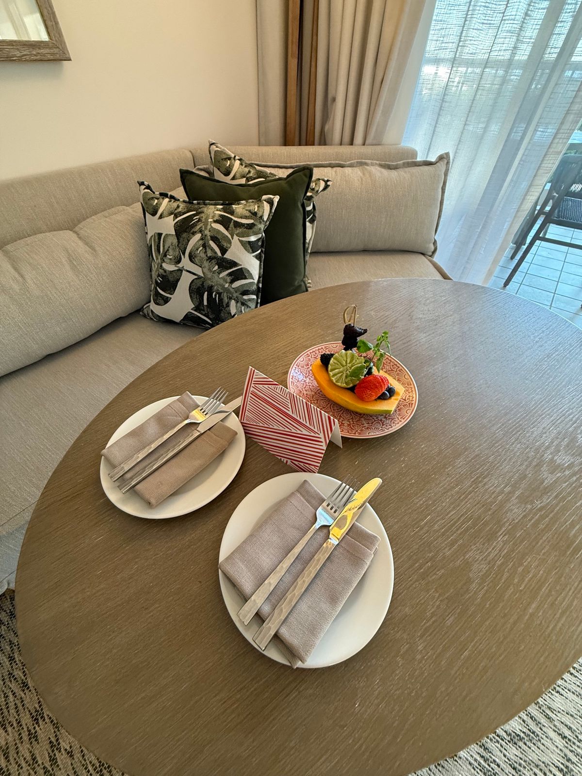 マウナラニオーベルジュリゾート

泊まるホテルはマウナラニオーベルジュリゾ...