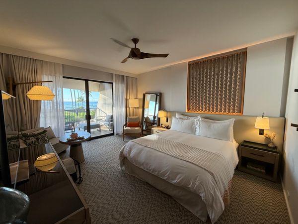 アメリカ(米国)・ハワイ「ハワイ島の旅」の写真：マウナラニオーベルジュリゾート

泊まる...