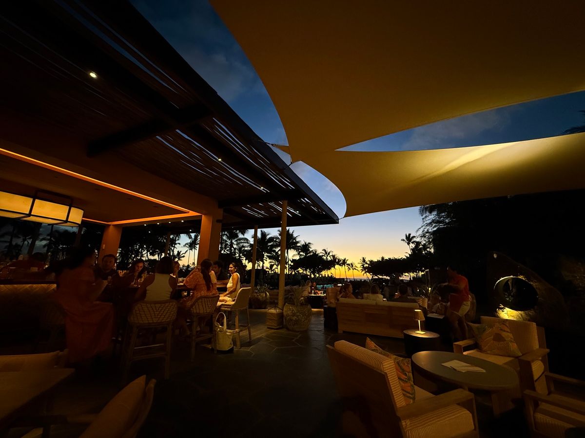 HāLaniのディナー

朝食会場HāLaniはディナーもある。Canoe...