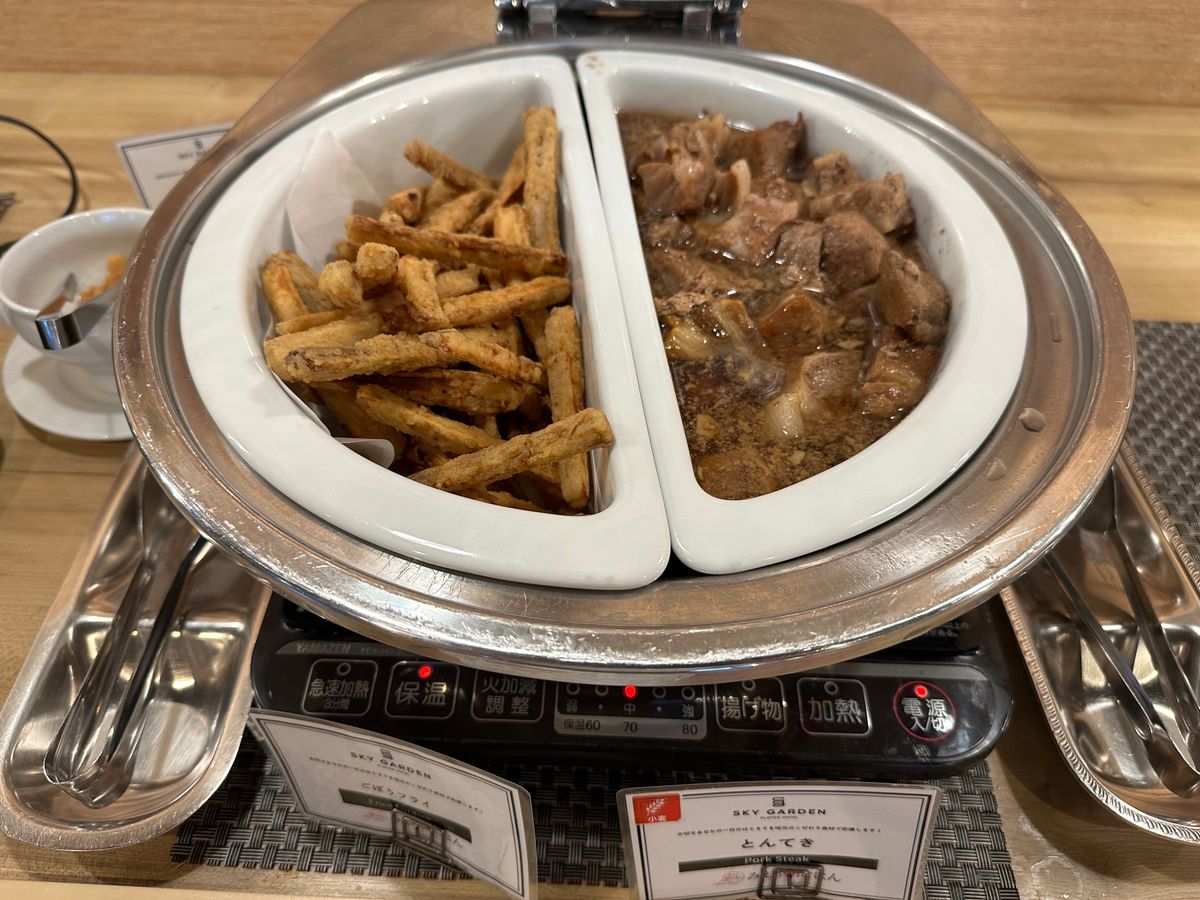 名古屋エビフライ、味仙
四日市プラトンホテル朝食