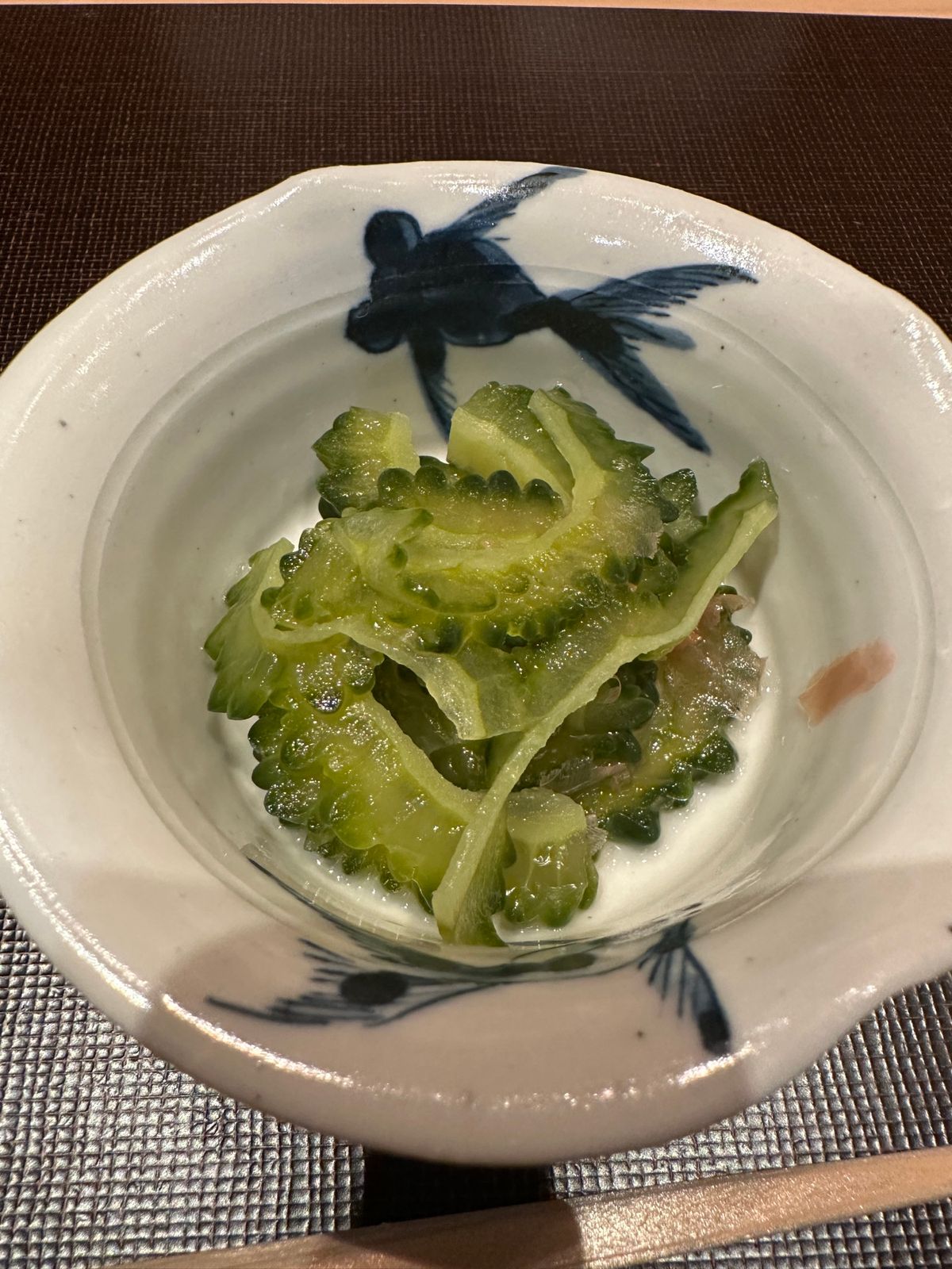 翌日の夜は香港時代の友人と和食へ。

友人曰く、昔と違って香港の和食はどん...