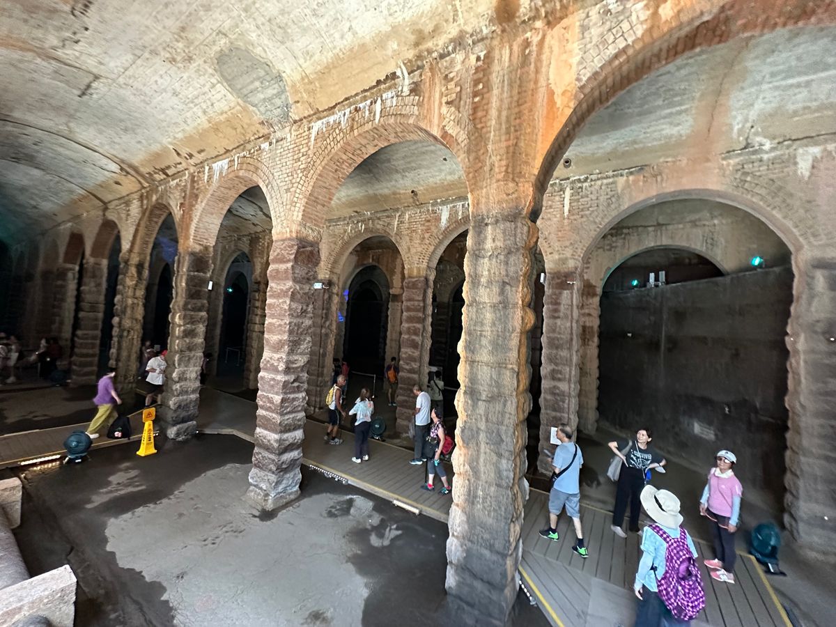 石硤尾（Shek Kip Mei）の主教山（Mission Hill）に位...