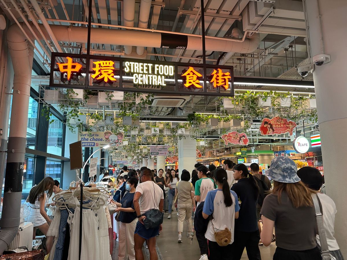 午後から台風…

明日は飛行機飛ぶのかな。